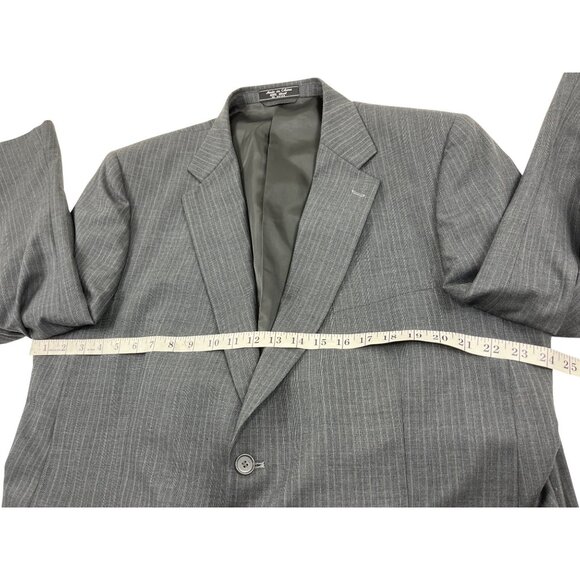 Mens Gray Pinstripe Two-Piece Suit 100% Wool Classic Fit Jacket & Pants Size 44L - Picture 5 of 16